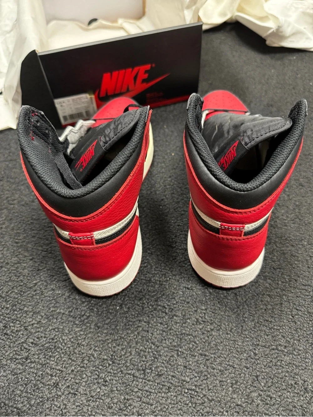 DS Jordan Bred Toe 1 GS size 6 6Y Nike 100% Authentic